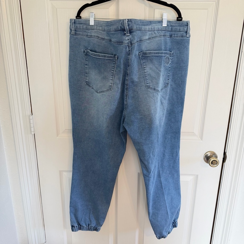 Laurie Felt 2X Knit Clean Jean Jogger Stretch Denim Elastic Hem - Picture 3 of 9